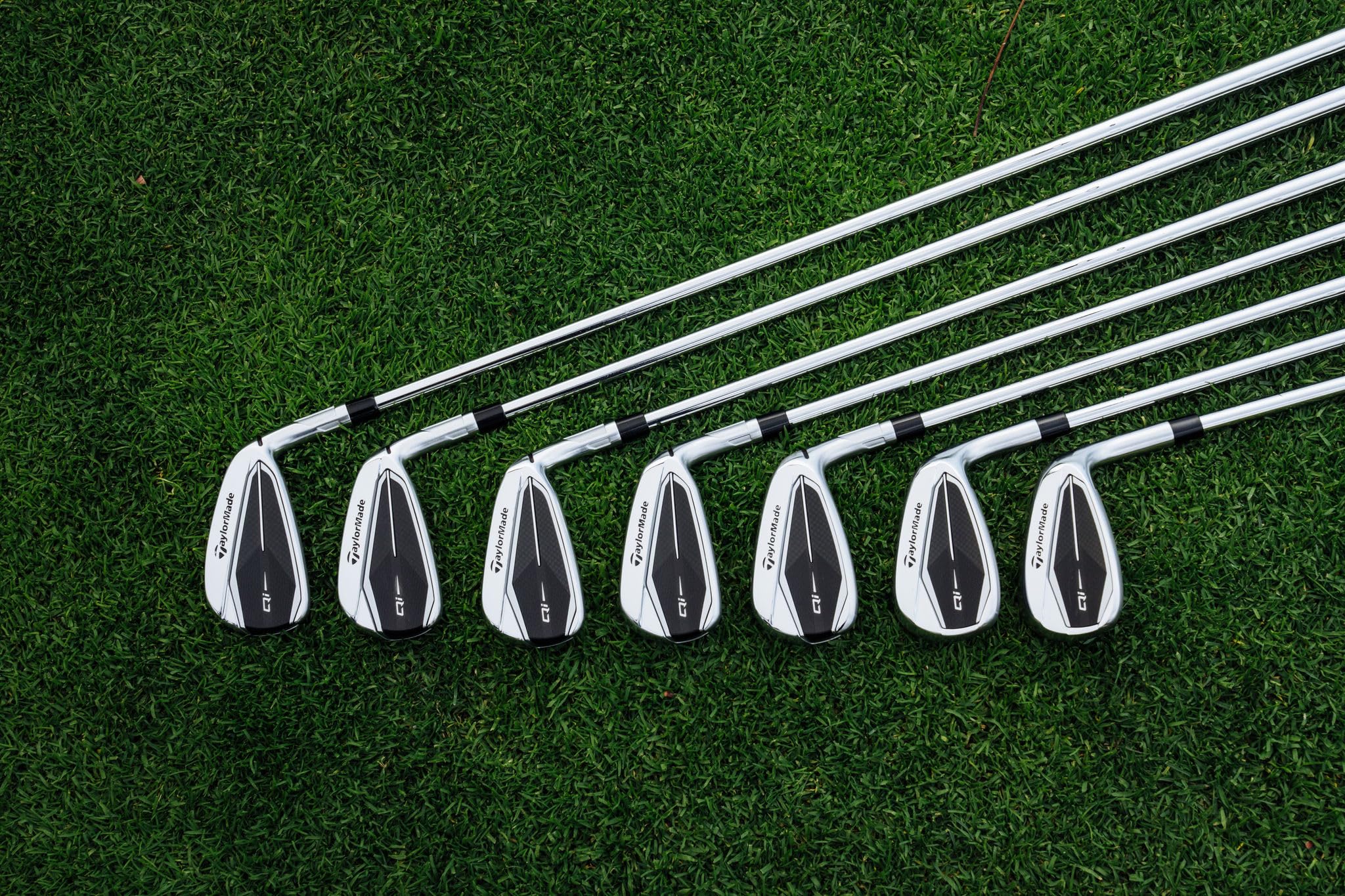 TaylorMade Golf Qi Iron 5-P,AW Steel Shaft Stiff Right